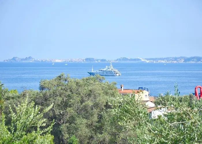 The Mansion House Corfu * Pyrgi (Corfu)