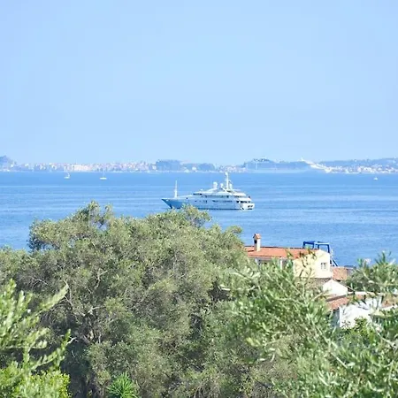 The Mansion House Corfu * Pyrgi (Corfu)